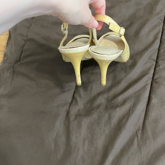 Enzo Angiolini Tan size 7.5 Slingback Heels - Picture 4 of 5